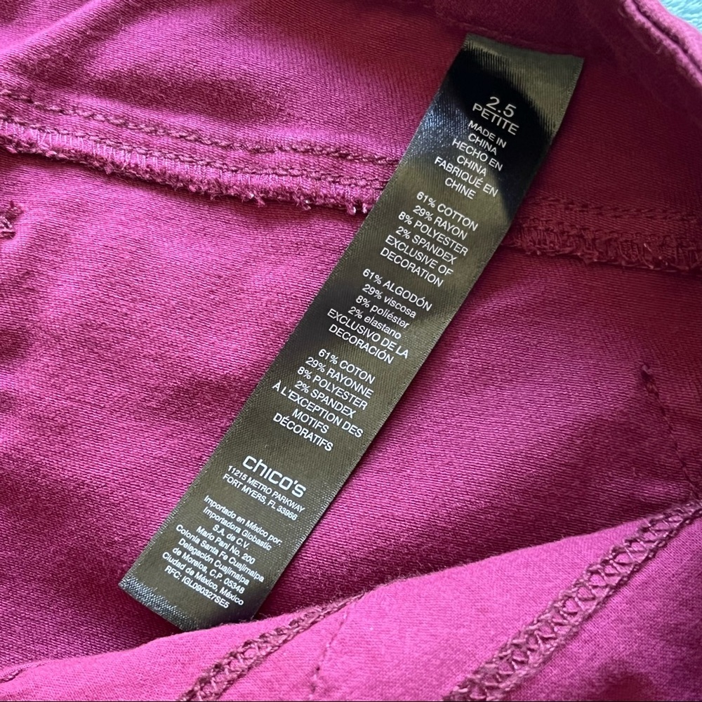CHICO’S 2.5 = 14 Slimming Super Soft Ankle Jeans Boysenberry
STYLE:5703… - Picture 7 of 8